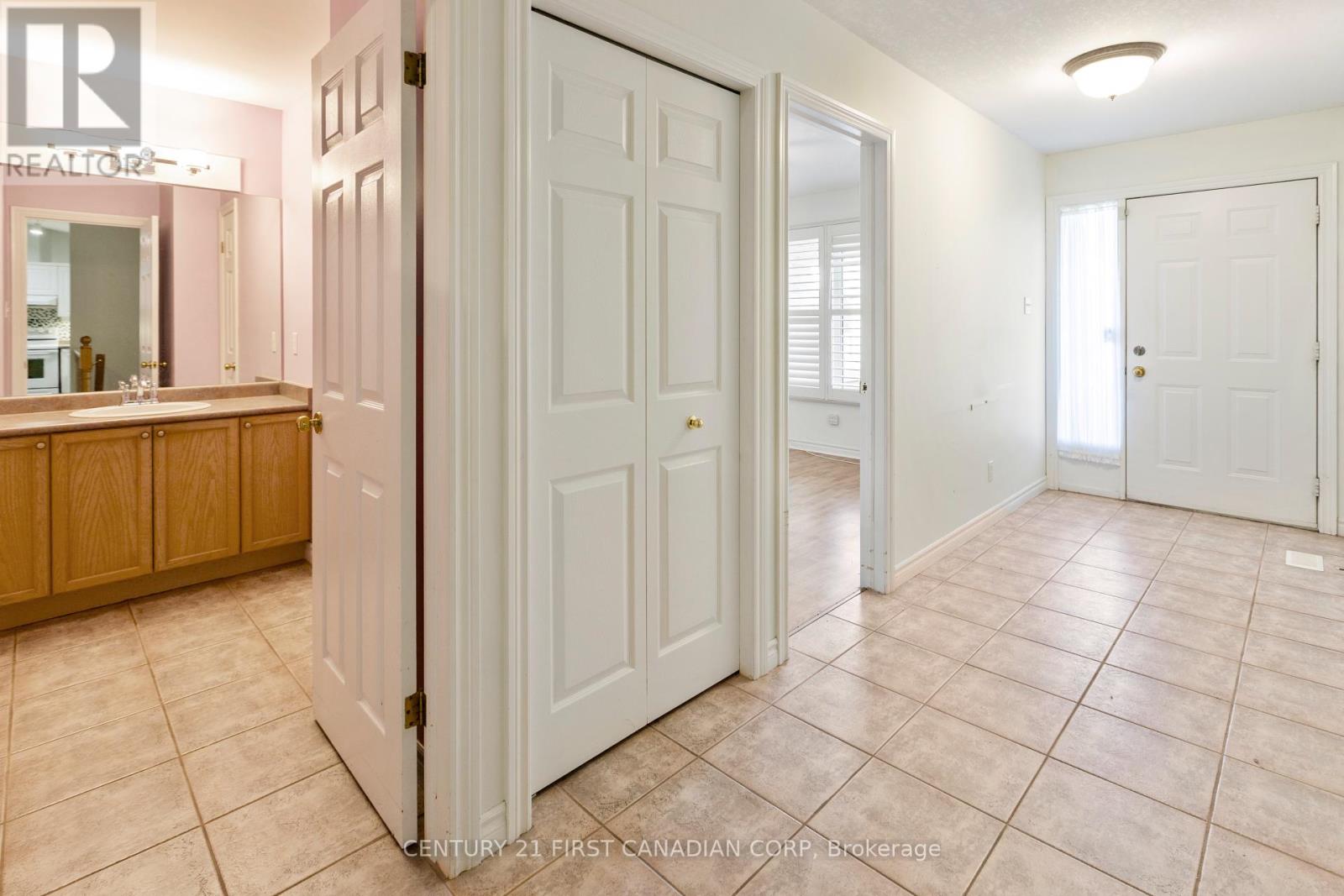 10 - 1241 Beaverbrook Avenue, London North, Ontario  N6H 5P1 - Photo 10 - X12138155
