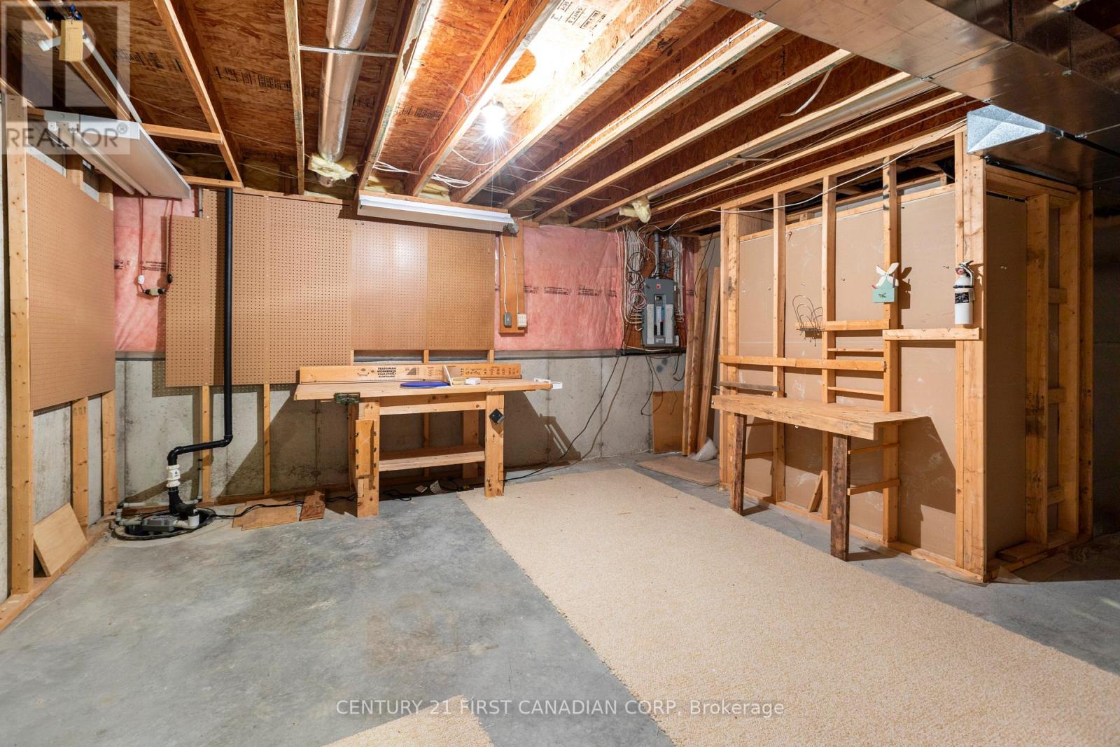 10 - 1241 Beaverbrook Avenue, London North, Ontario  N6H 5P1 - Photo 24 - X12138155