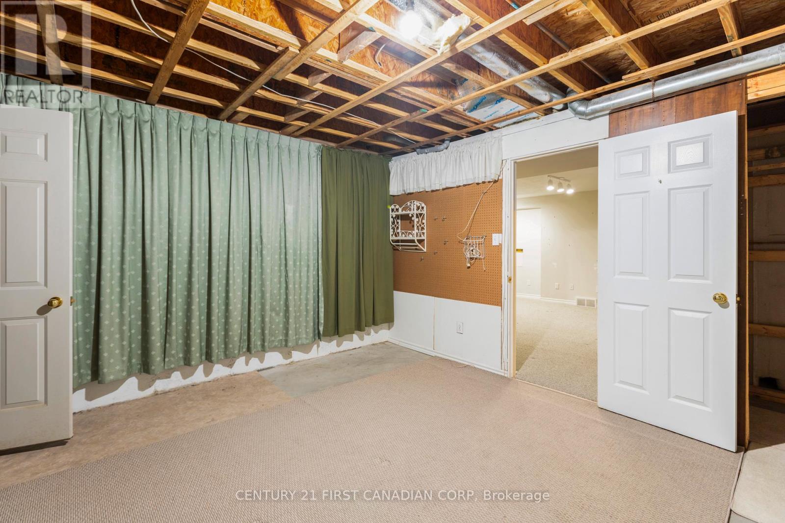 10 - 1241 Beaverbrook Avenue, London North, Ontario  N6H 5P1 - Photo 23 - X12138155