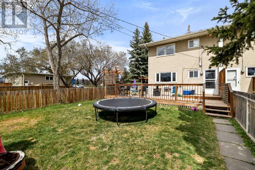 Property at 4335 Greenview Drive NE image 3