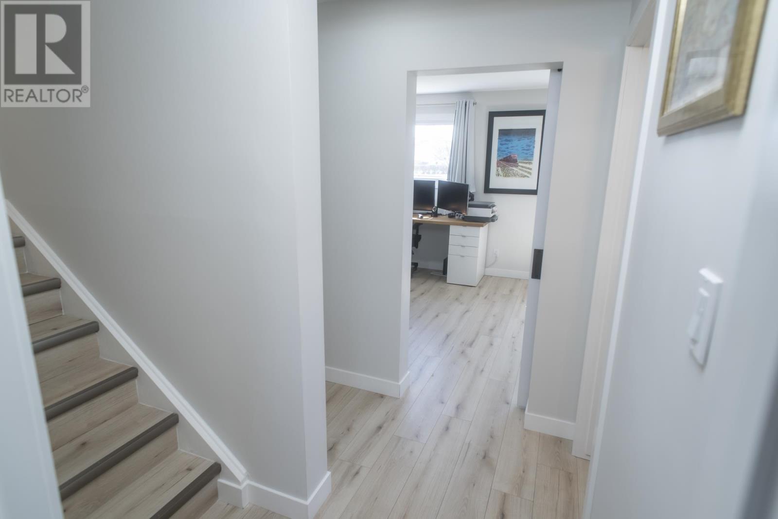 625 Redwood Ave, Thunder Bay, Ontario  P7G 5G2 - Photo 31 - TB251104