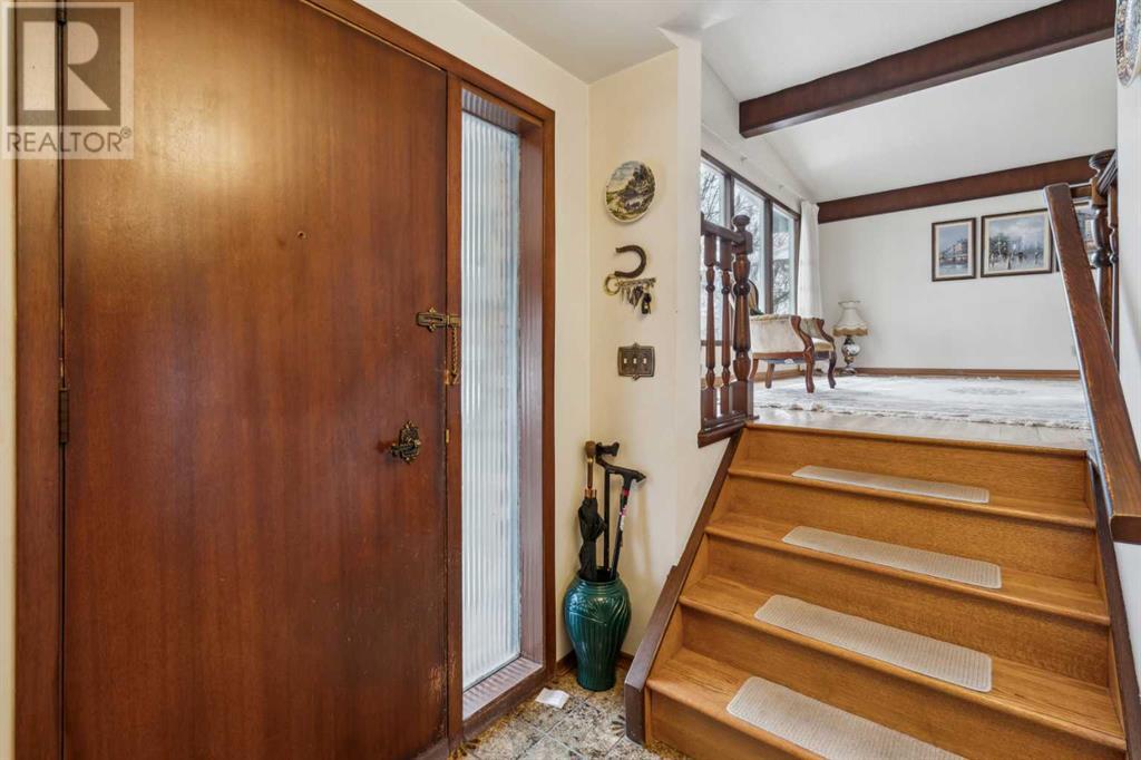 Property at 11 Gissing Drive SW image 5