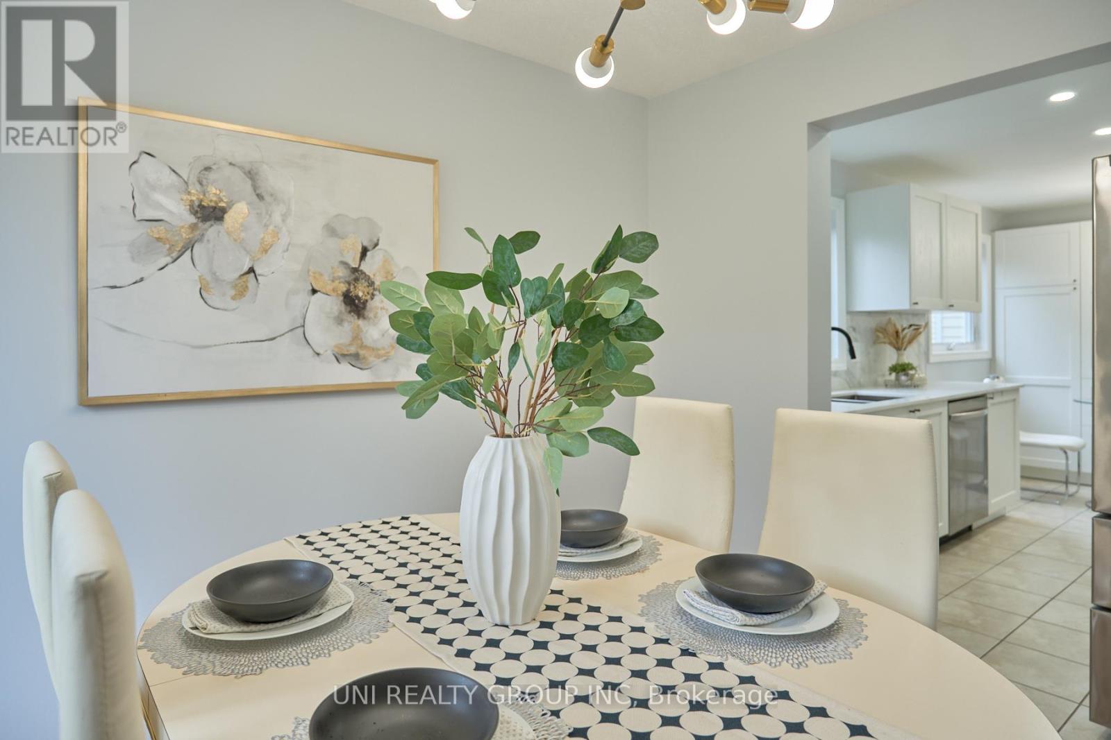 174 Pinetrail Crescent, Ottawa, Ontario  K2G 5B8 - Photo 18 - X12138837