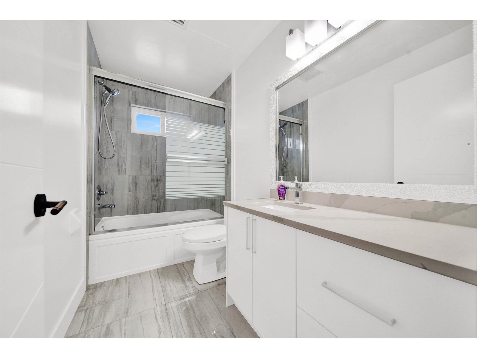 7909 126a Street, Surrey, British Columbia  V3W 7J9 - Photo 8 - R3000885