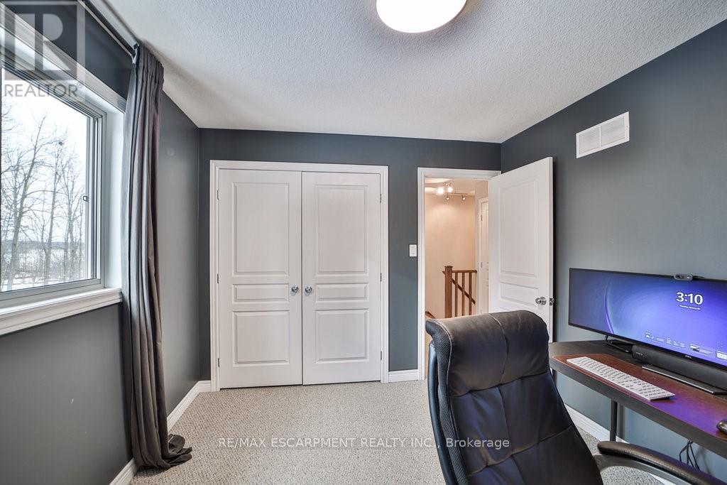 54 Harvest Gate, West Lincoln, Ontario  L0R 2A0 - Photo 18 - X12138848