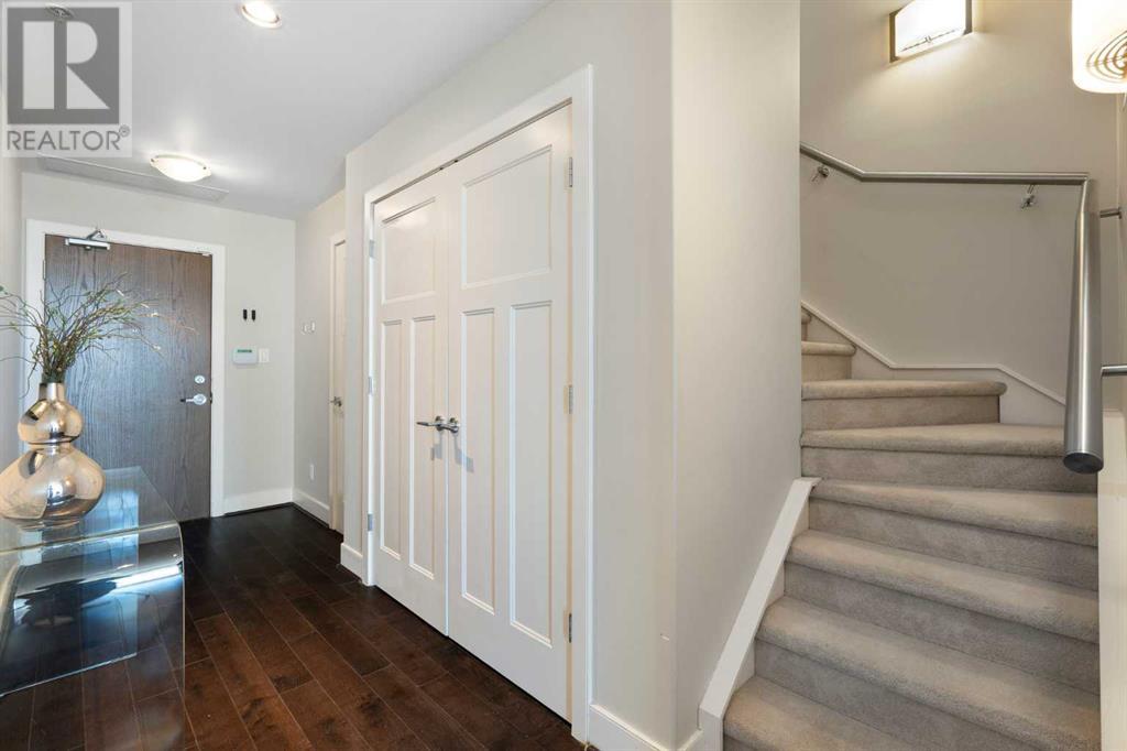 Property at 1902, 99 Spruce Place SW image 2