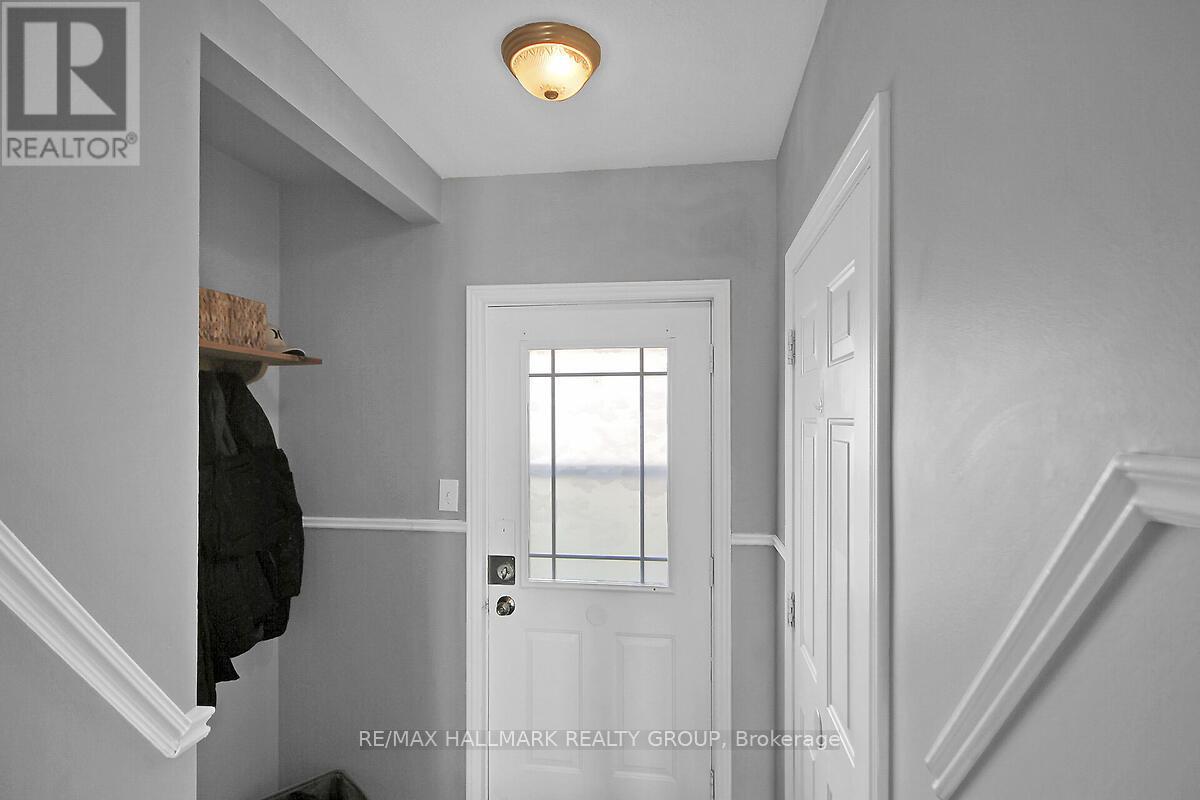 Property at 20 BENTBROOK CRESCENT image 3