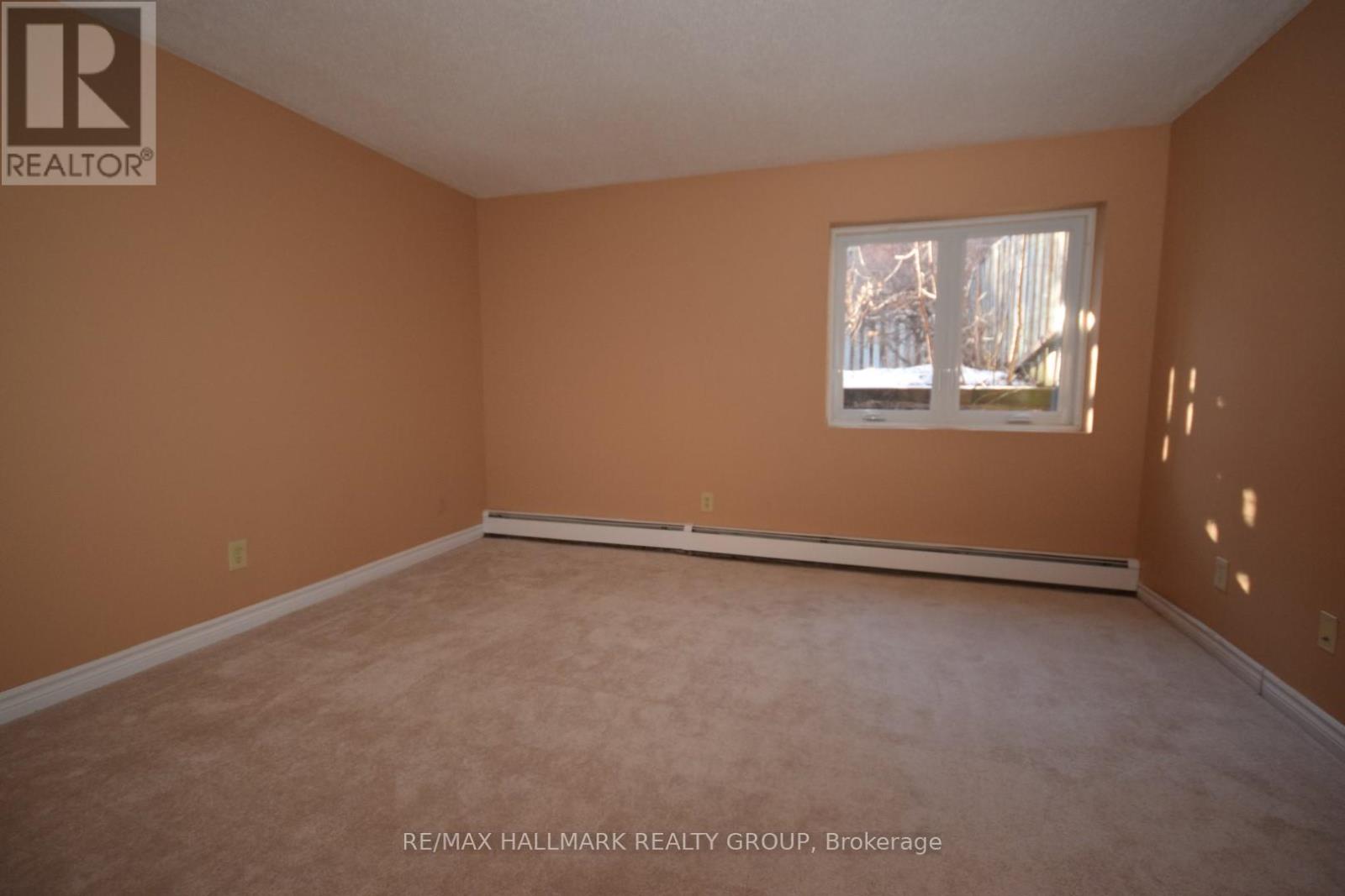 214 Alvin Road, Ottawa, Ontario  K1K 2V1 - Photo 17 - X12138889