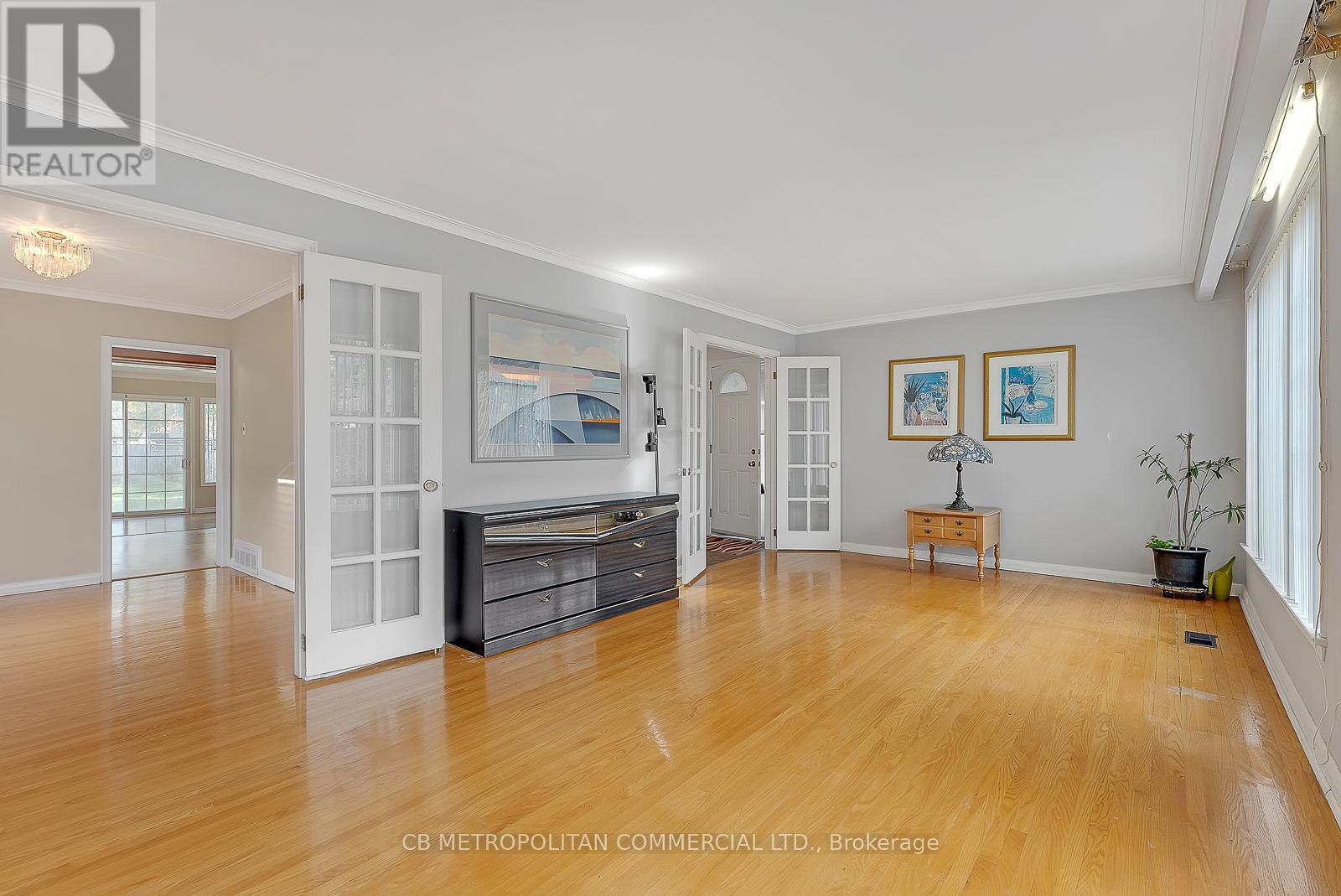 40 Conlins Road, Toronto, Ontario  M1C 1C3 - Photo 4 - E12138892