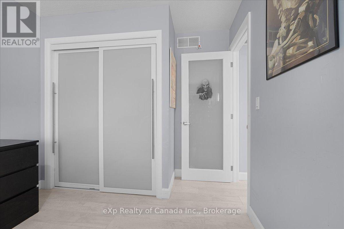 69 Neutral Avenue, Woodstock, Ontario  N4T 1S7 - Photo 19 - X12136363