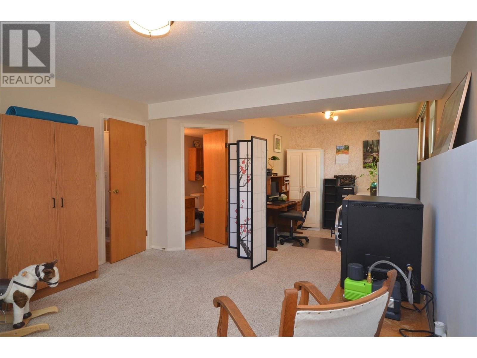 5504 South Vernon Place, Vernon, British Columbia  V1T 8N5 - Photo 50 - 10347309