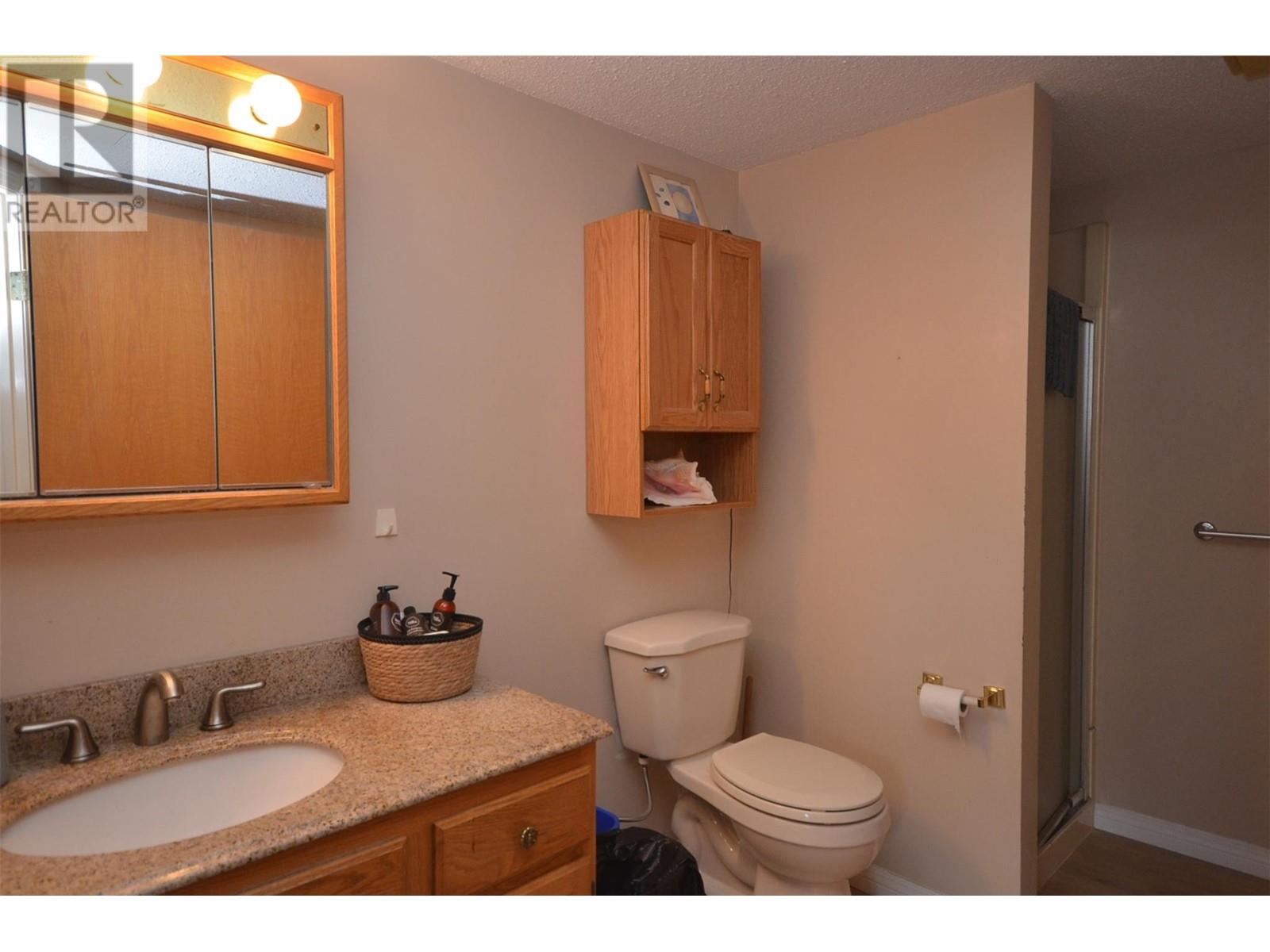 Property at 5504 South Vernon Place image 5