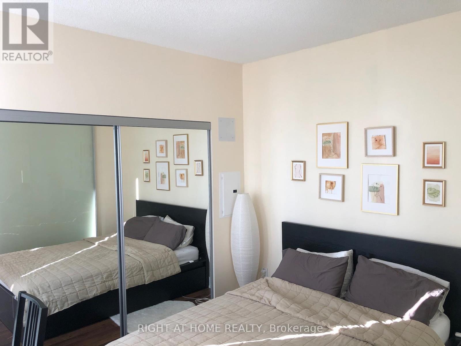 2412 - 23 Sheppard Avenue E, Toronto, Ontario  M2N 0C8 - Photo 13 - C12138935