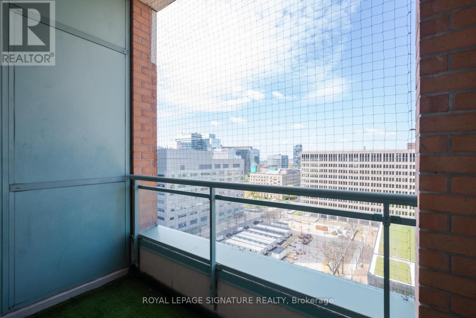 Ph4 - 889 Bay Street, Toronto (Bay Street Corridor), Ontario  M5S 3K5 - Photo 40 - C12138937