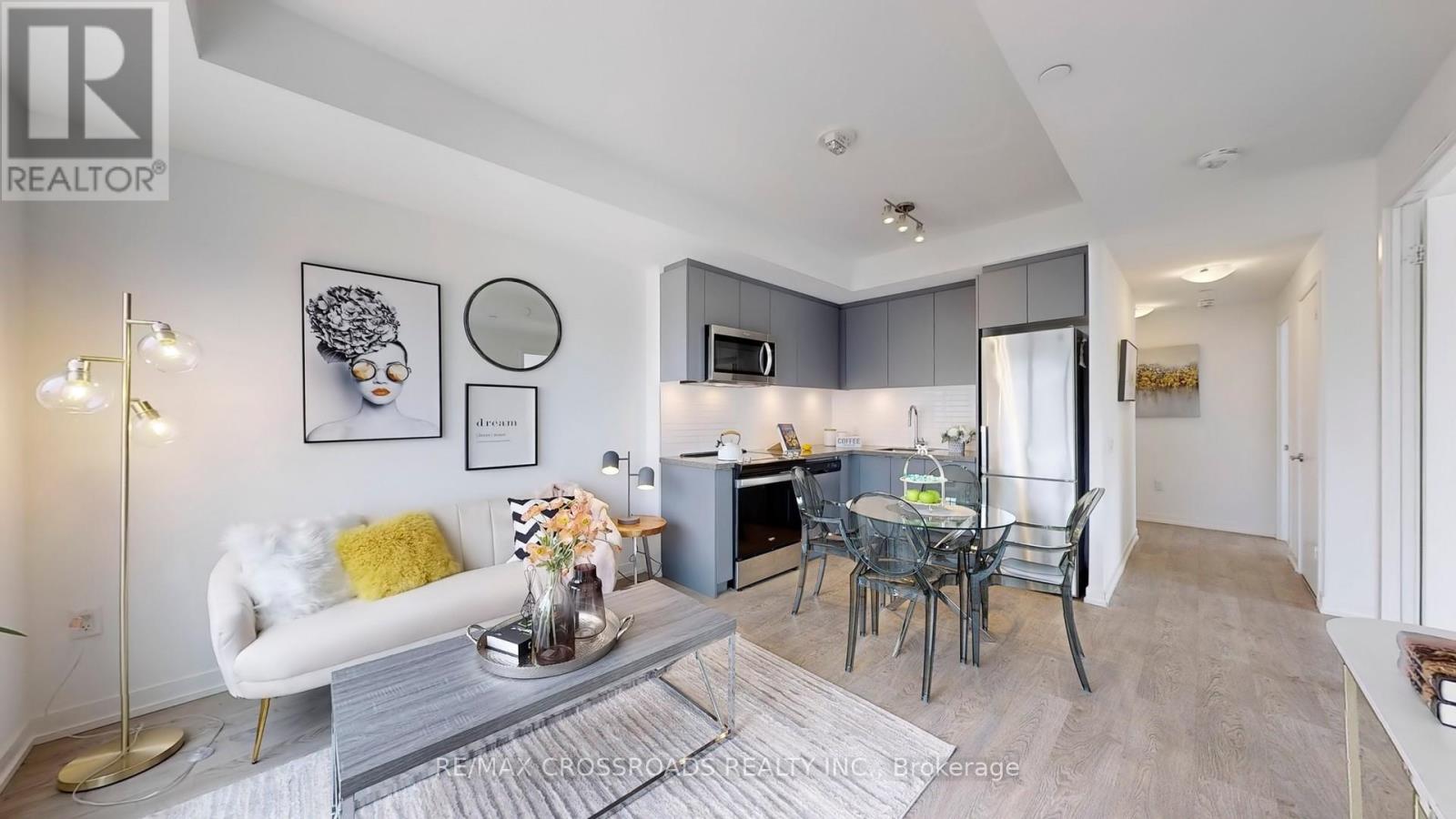319e - 8868 Yonge Street, Richmond Hill, Ontario  L4C 0T4 - Photo 8 - N12138918