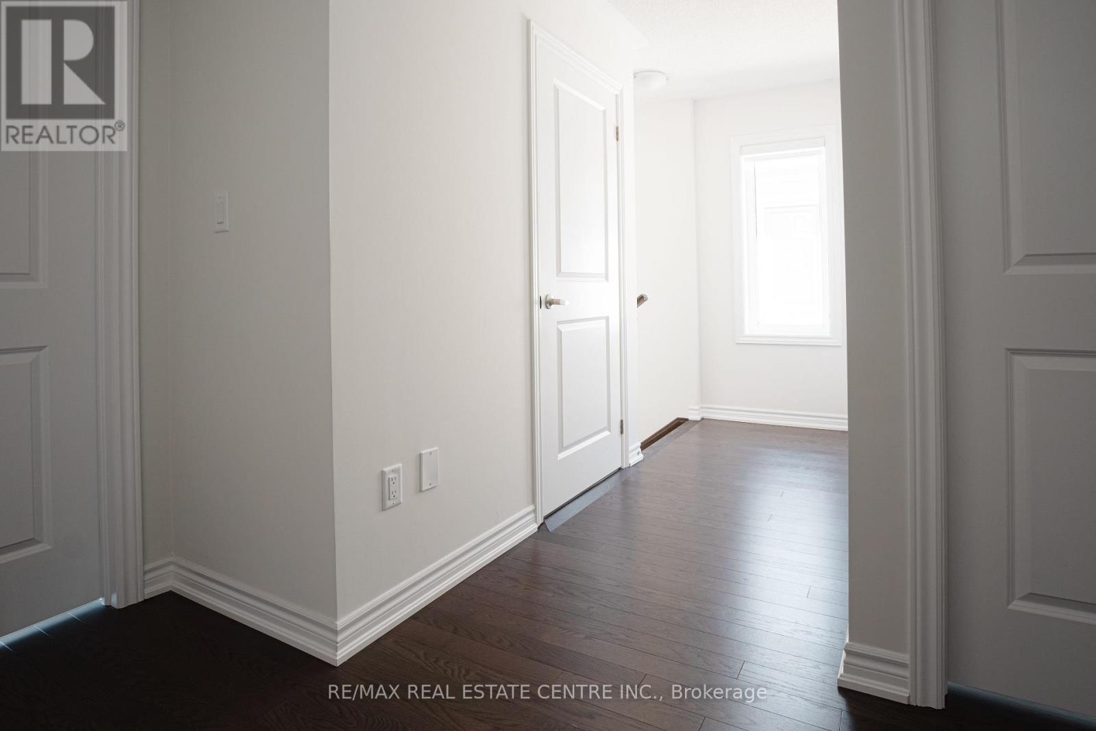 116 Durham Ave Avenue, Barrie, Ontario  L9J 0L8 - Photo 11 - S12138953