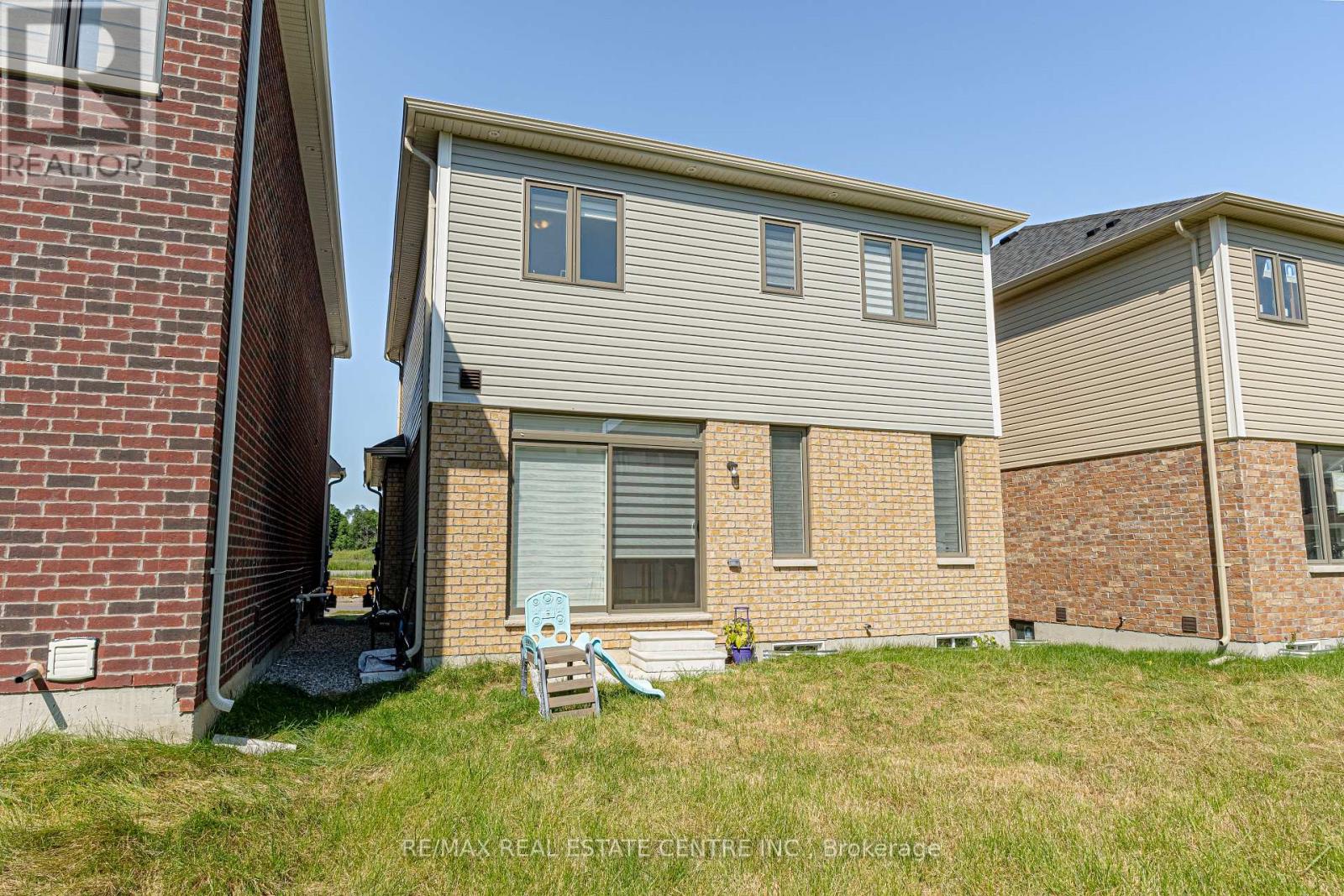 116 Durham Ave Avenue, Barrie, Ontario  L9J 0L8 - Photo 27 - S12138953