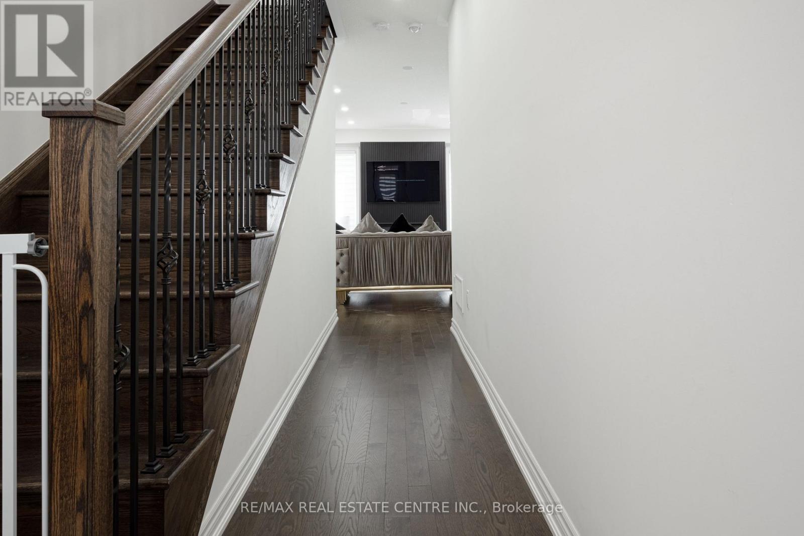 116 Durham Ave Avenue, Barrie, Ontario  L9J 0L8 - Photo 5 - S12138953