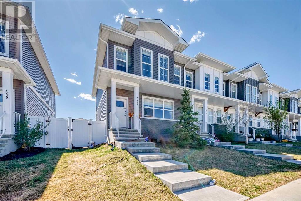 Property at 444 West Lakeview Drive image 1