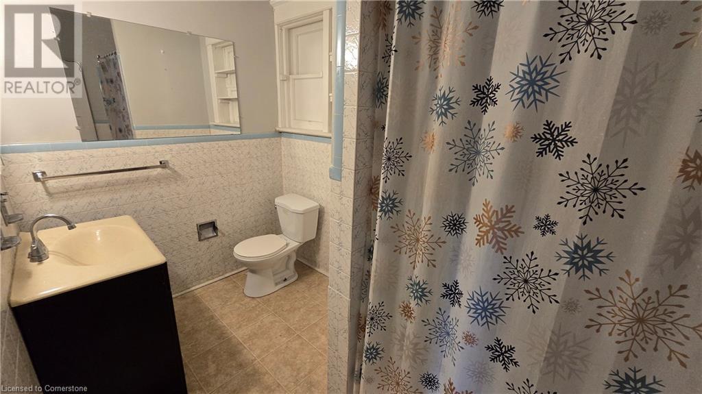 25 Bridgeport Road E, Waterloo, Ontario  N2L 2Y2 - Photo 16 - 40726538