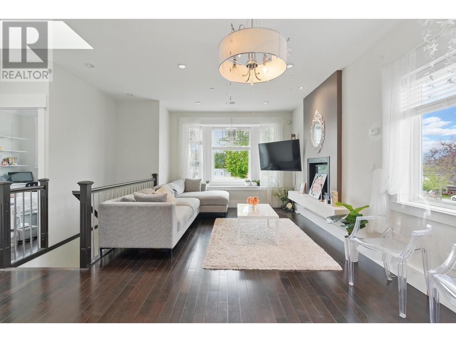 2784 E 21st Avenue, Vancouver, British Columbia  V5M 2W2 - Photo 3 - R3000701