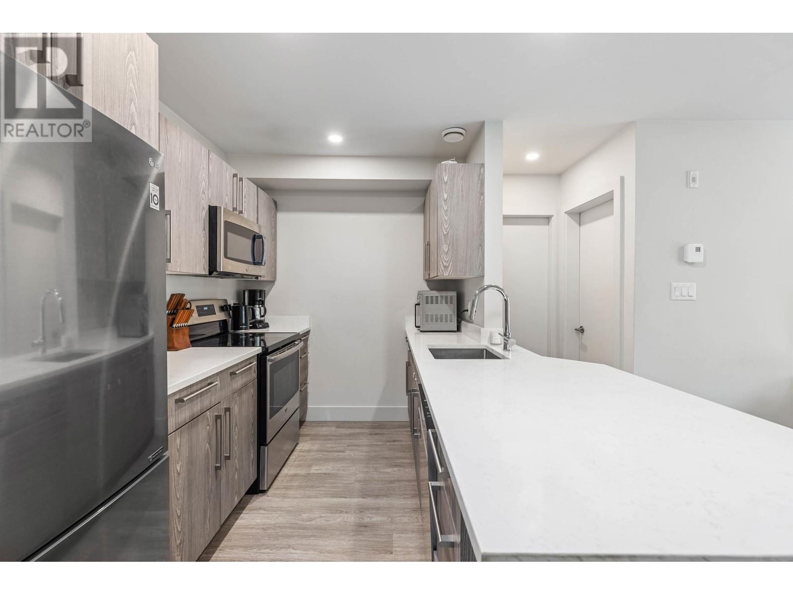 Property at 108 7350 CRABAPPLE COURT image 3