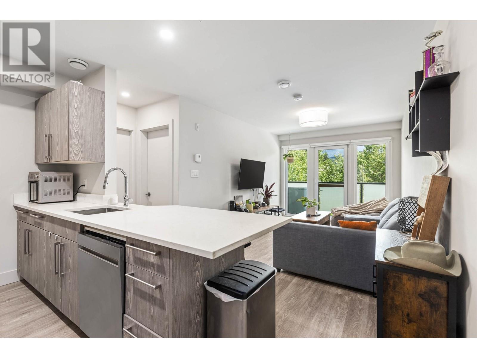 Property at 108 7350 CRABAPPLE COURT image 5