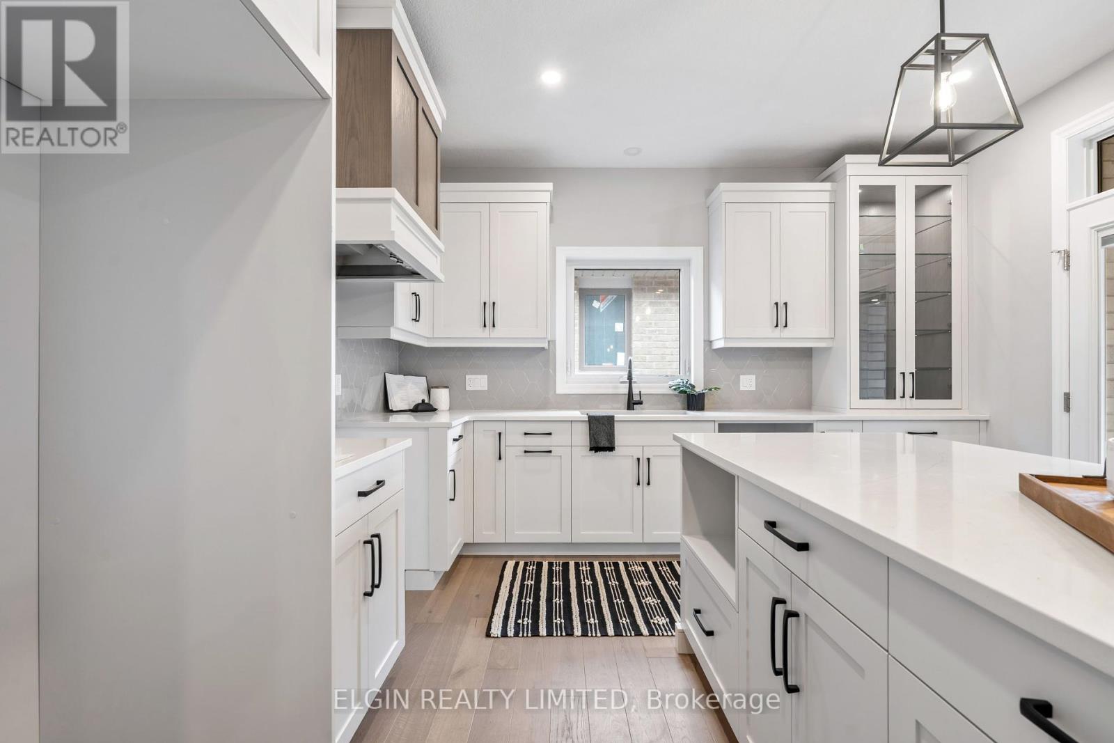 31 Hemlock Crescent, Aylmer, Ontario  N5H 0C1 - Photo 17 - X12120195