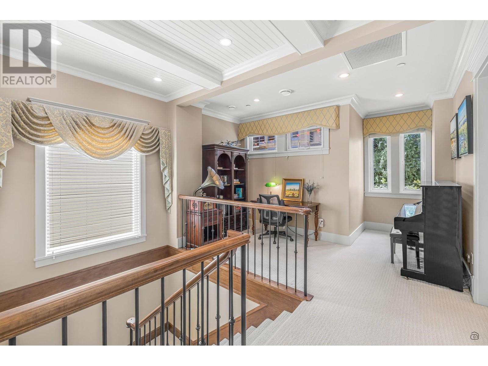Listing Picture 19 of 31 : 6450 VINE STREET, Vancouver / 溫哥華 - 魯藝地產 Yvonne Lu Group - MLS Medallion Club Member