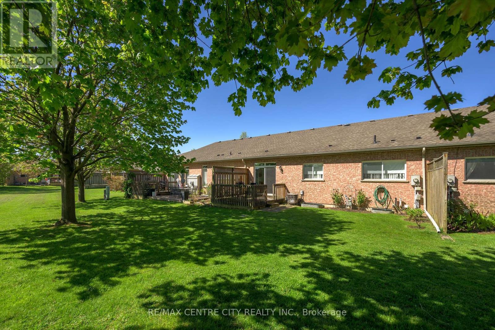 267 - 2025 Meadowgate Boulevard, London South, Ontario  N6M 1K9 - Photo 28 - X12138968