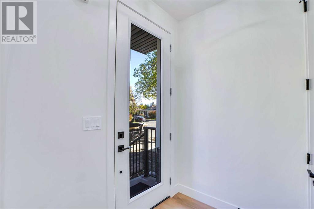 Property at 2007 17 Street NW image 4