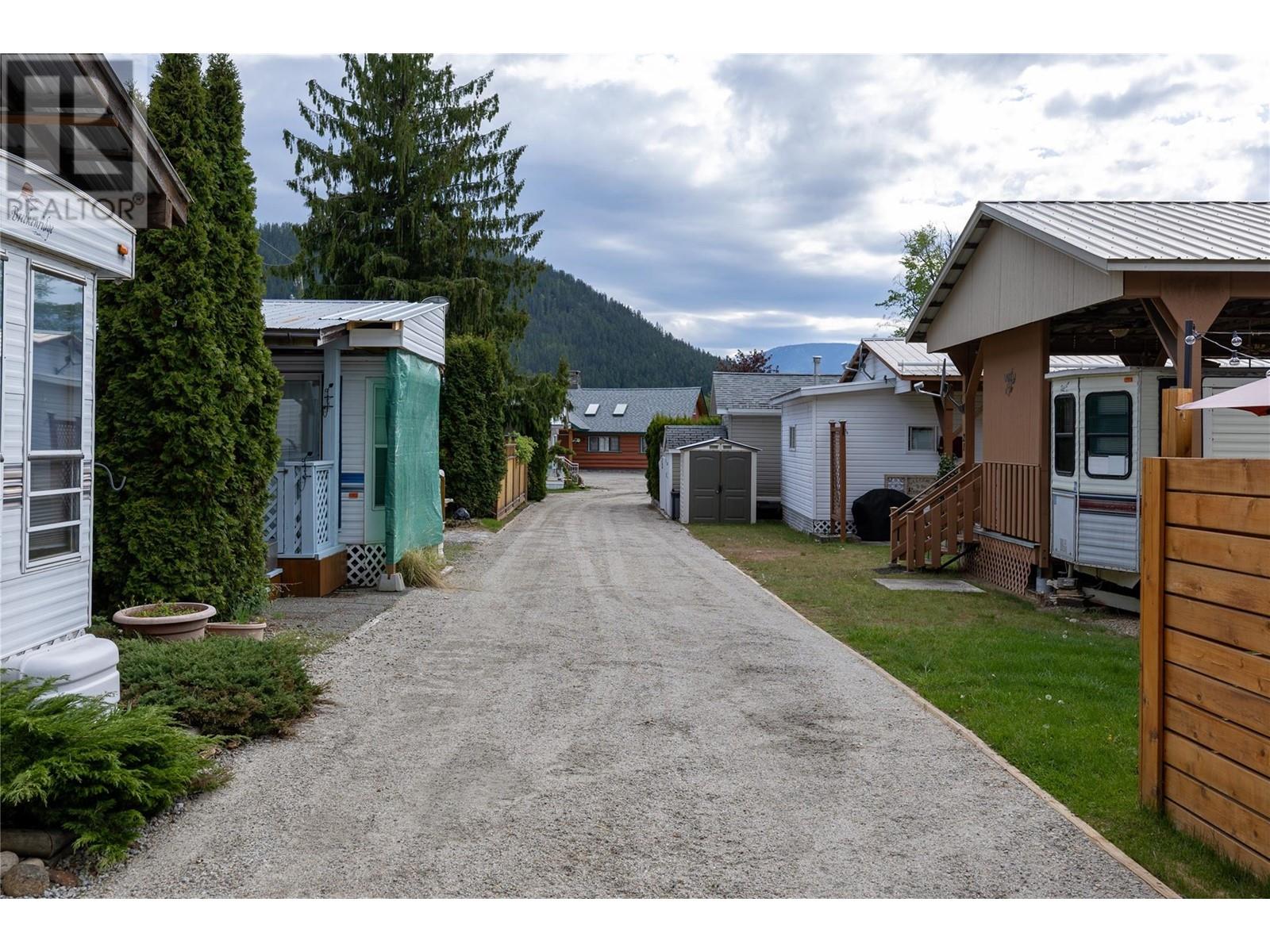 4598 3a Highway Unit# F21, Nelson, British Columbia  V1L 6N4 - Photo 8 - 10346985