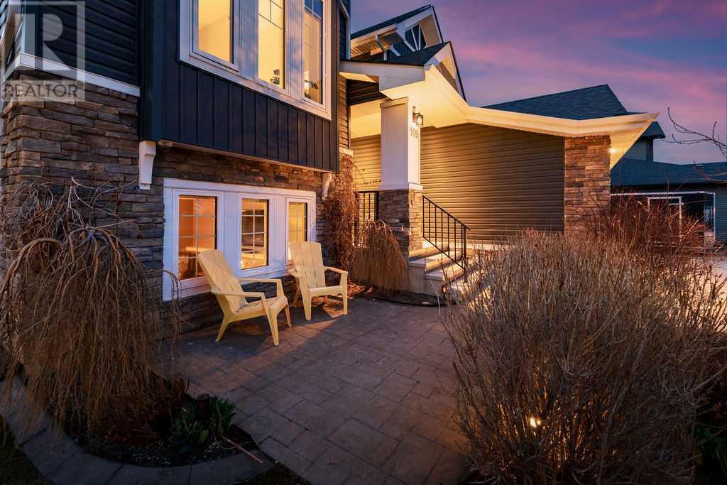 Property at 109 Boulder Creek Bay SE image 3