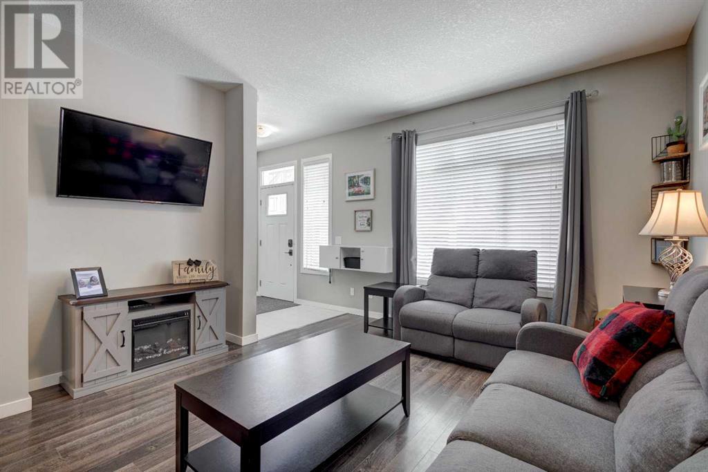 Property at 35 Copperstone Common SE image 3