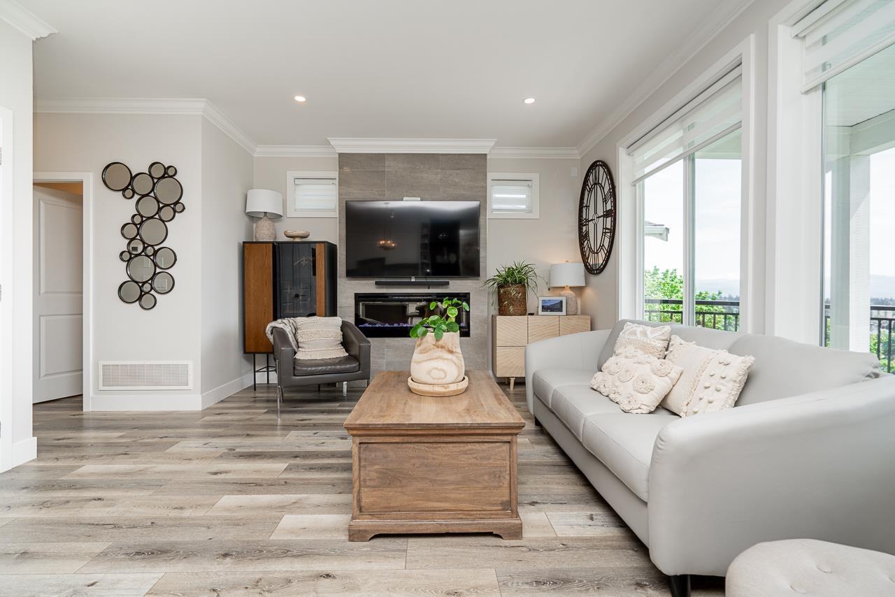 11 31548 UPPER MACLURE ROAD, Abbotsford real estate listing R2999498 for sale