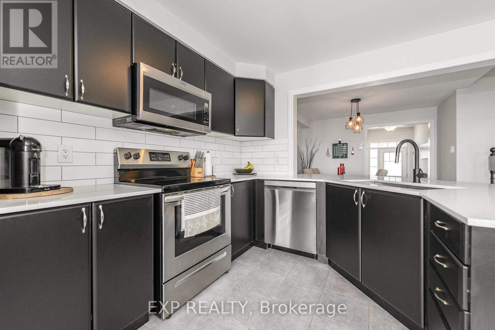 103 Cranesbill Road, Ottawa, Ontario  K2V 0J4 - Photo 17 - X12138986