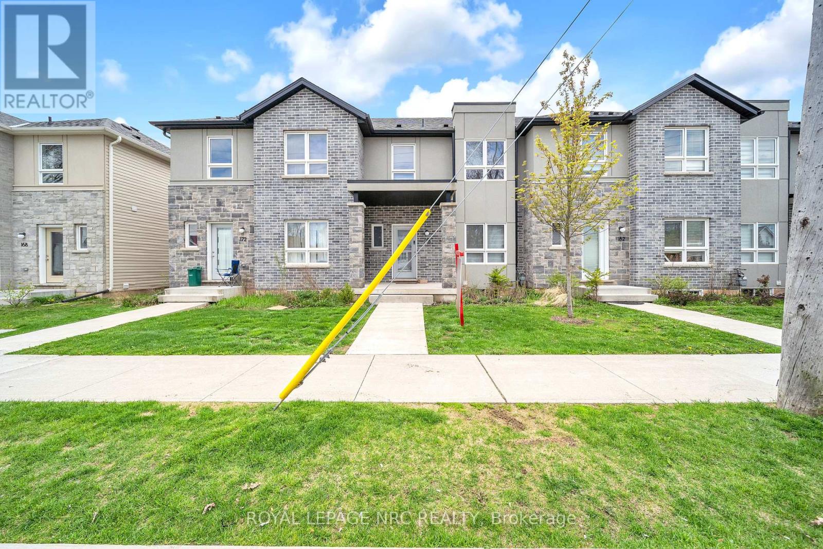 178 Broadway Lane, Welland (Broadway), Ontario  L3C 5L5 - Photo 3 - X12138372