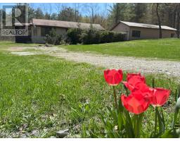 1090 WHITES ROAD, Muskoka Lakes, Ontario