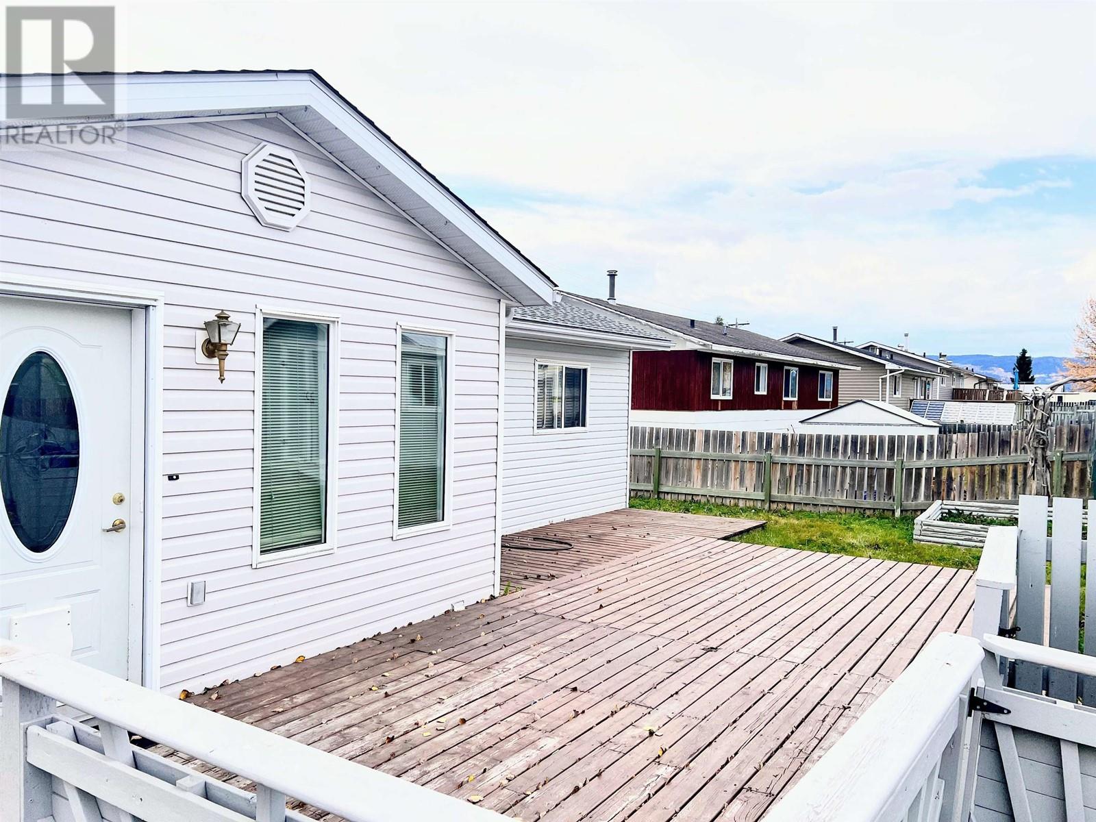 487 3rd Avenue, Burns Lake, British Columbia  V0J 1E0 - Photo 3 - R3001008