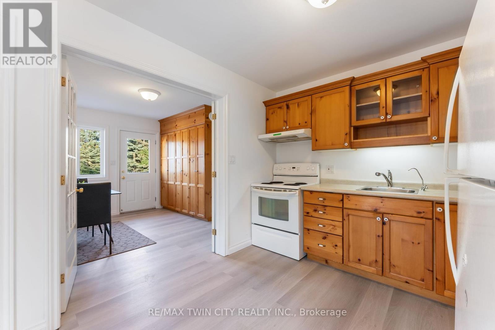 37 River Road, Brant, Ontario  N3R 0C1 - Photo 26 - X12138977