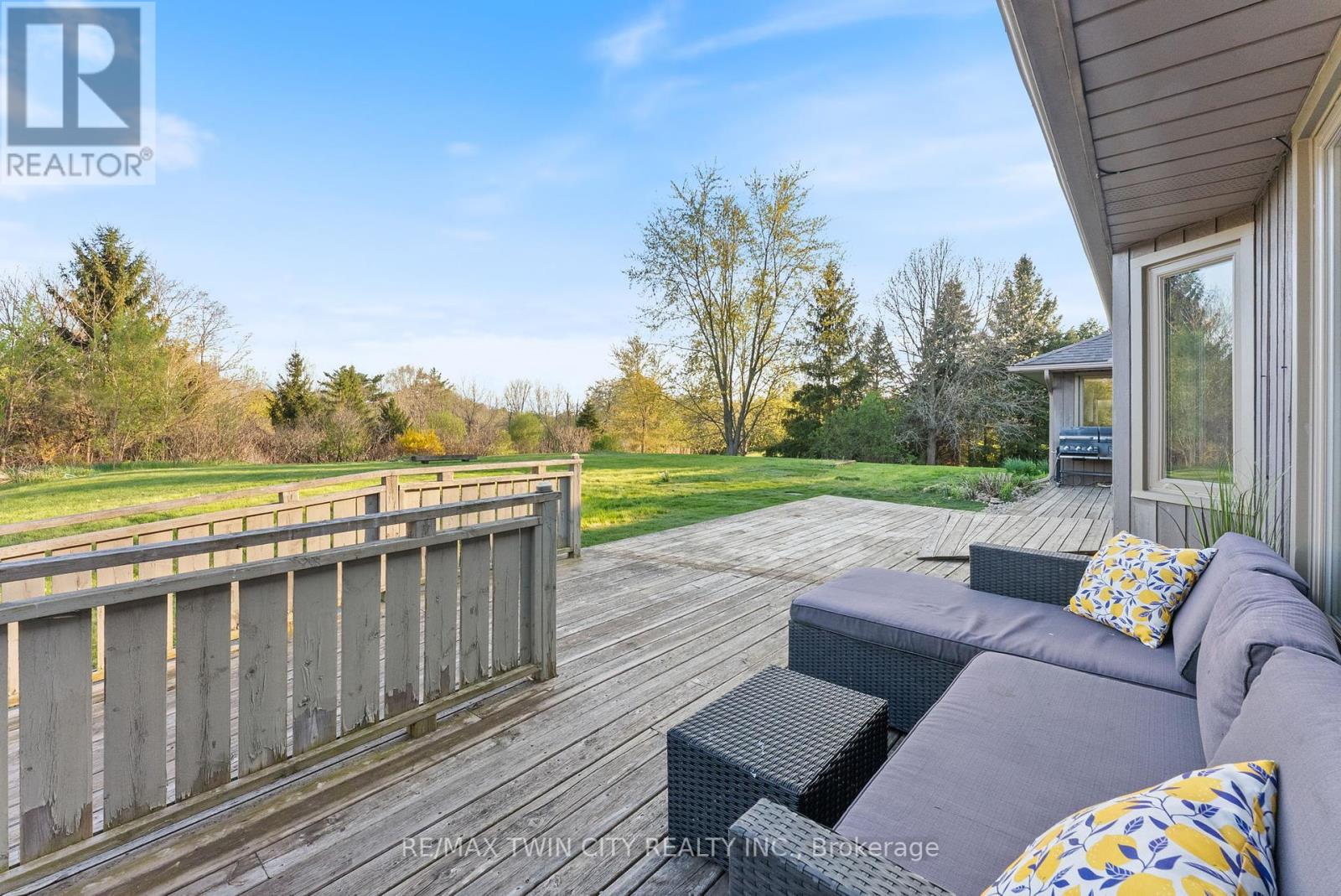 37 River Road, Brant, Ontario  N3R 0C1 - Photo 33 - X12138977