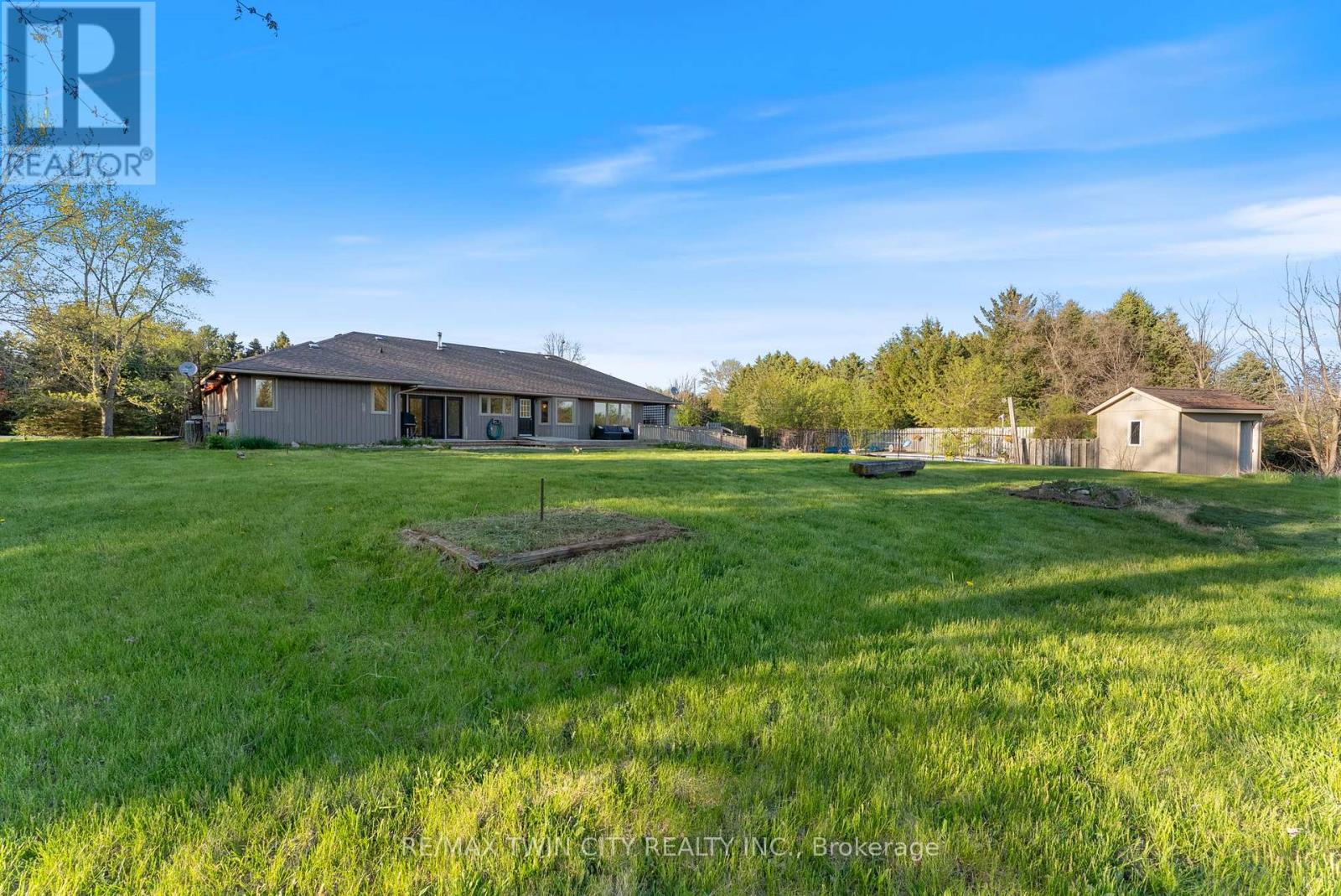 37 River Road, Brant, Ontario  N3R 0C1 - Photo 39 - X12138977