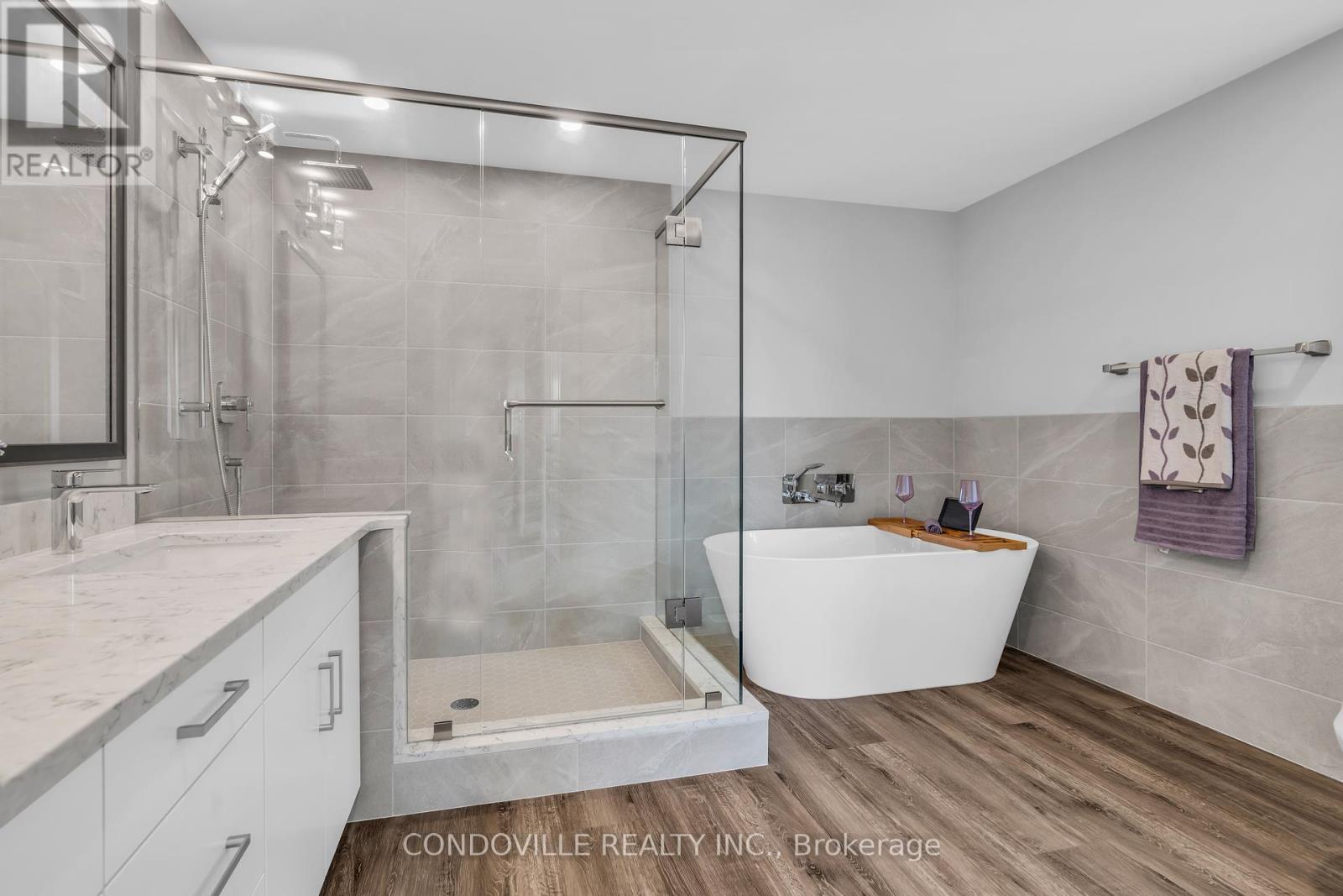 79 Winding Meadow Court, Kitchener, Ontario  N2N 3P7 - Photo 36 - X12138989