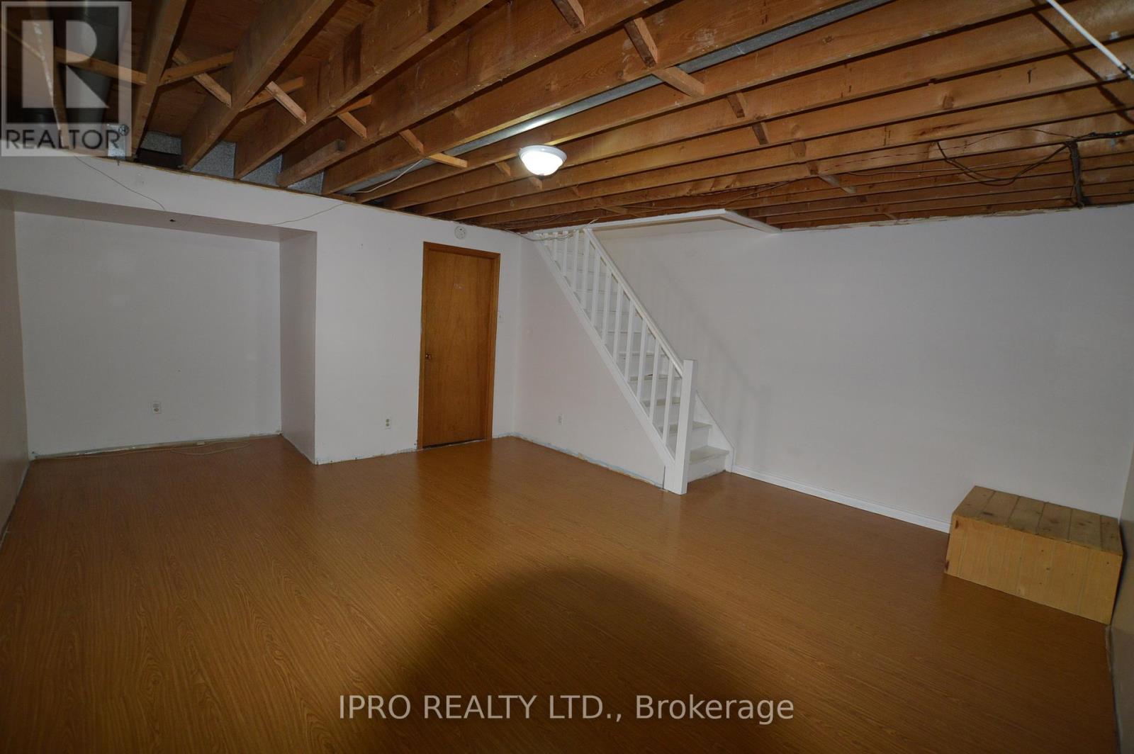 198 Pinedale Drive, Kitchener, Ontario  N2E 1K3 - Photo 10 - X12138991