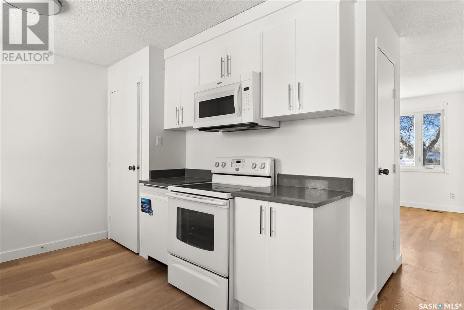 183 Magee Crescent, Regina, Saskatchewan  S4R 6K6 - Photo 10 - SK996168