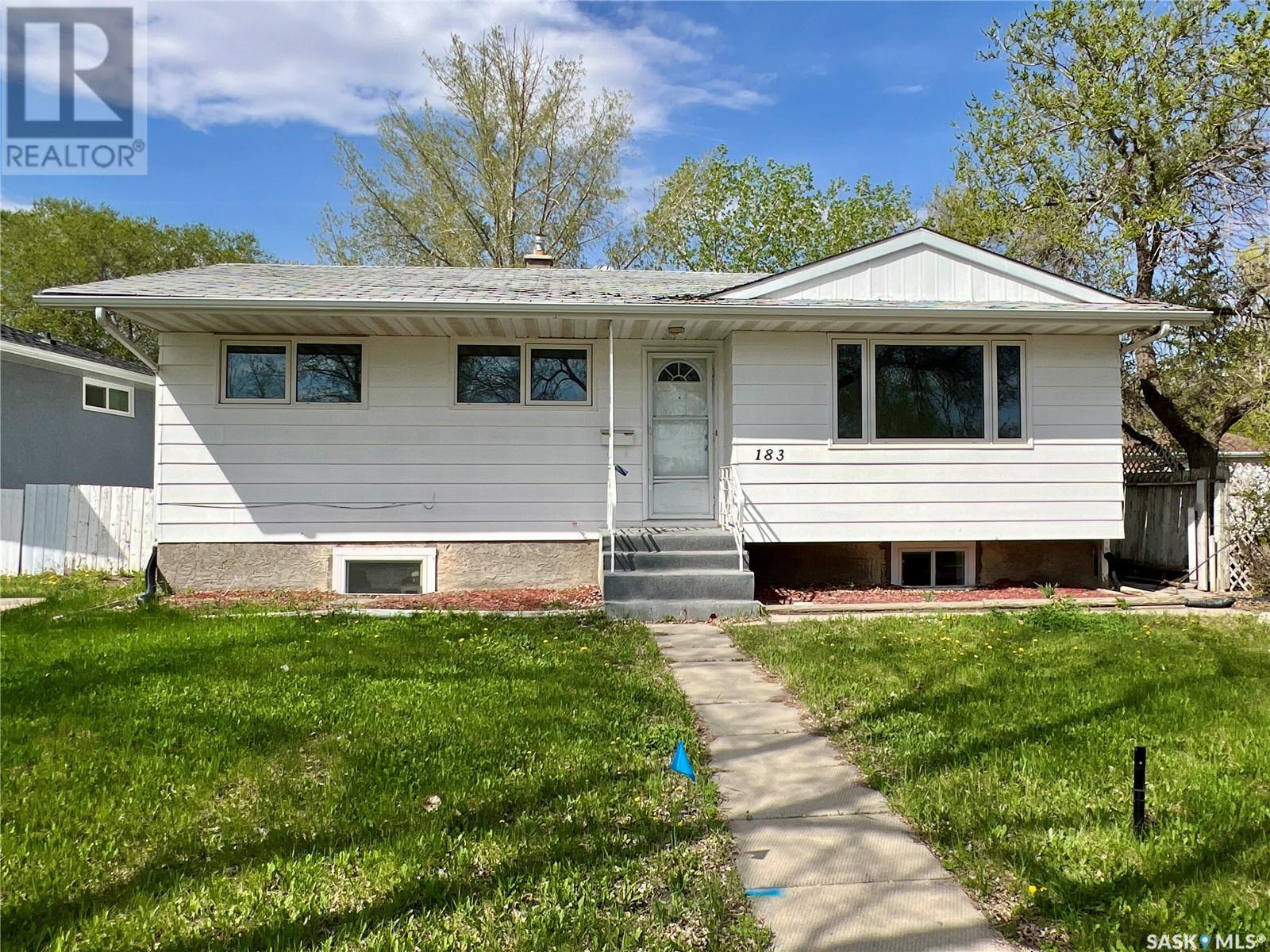 Property at 183 Magee CRESCENT image 1