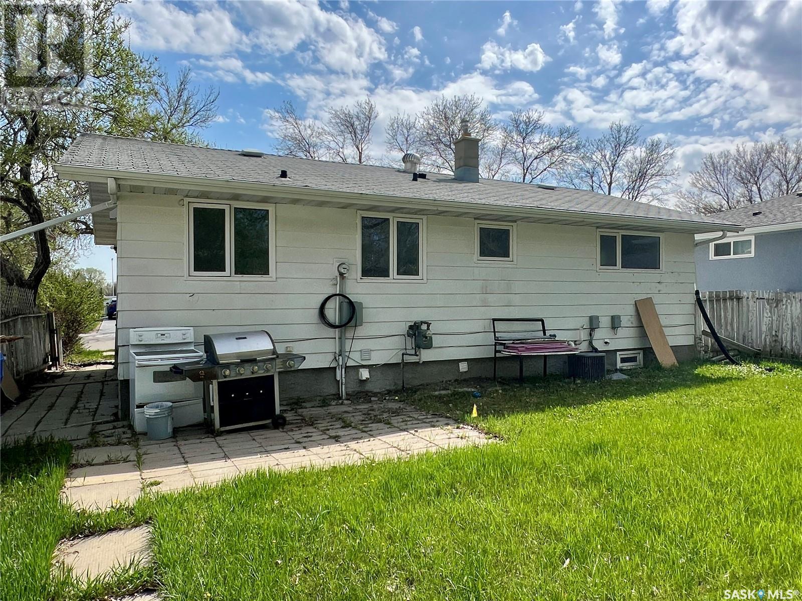 183 Magee Crescent, Regina, Saskatchewan  S4R 6K6 - Photo 28 - SK996168