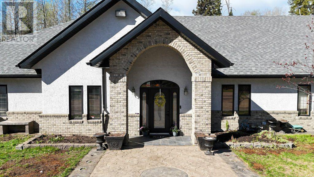 Property at 590072 Range Road 113A image 2