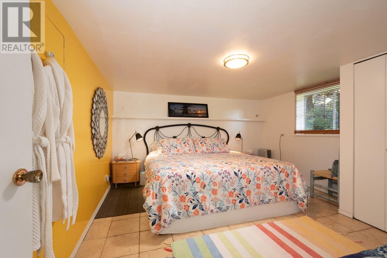 407 Cardena Drive, Bowen Island, British Columbia  V0N 1G1 - Photo 18 - R3001100