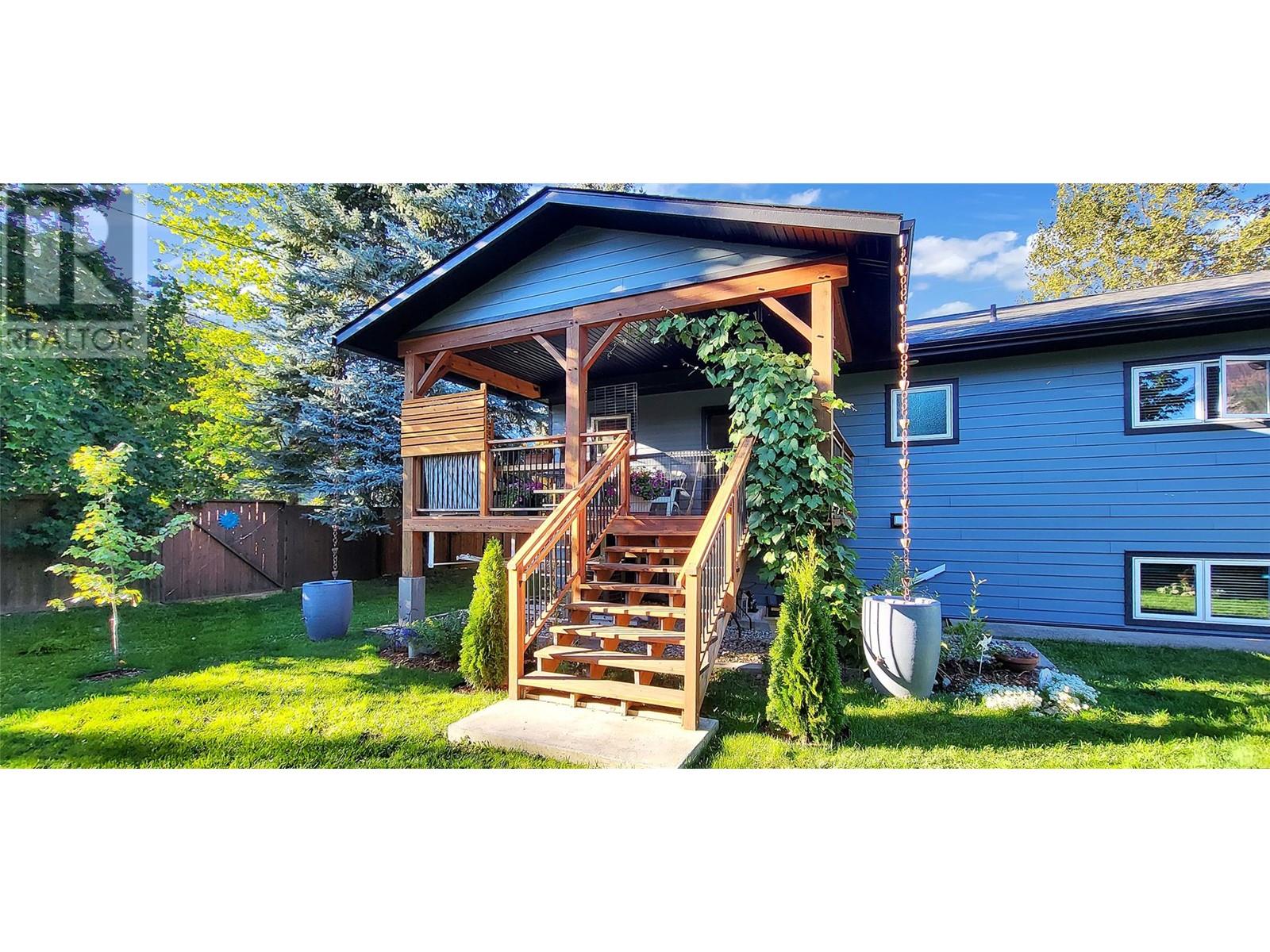 303 Delany Avenue, Slocan, British Columbia  V0G 2C0 - Photo 8 - 10341059